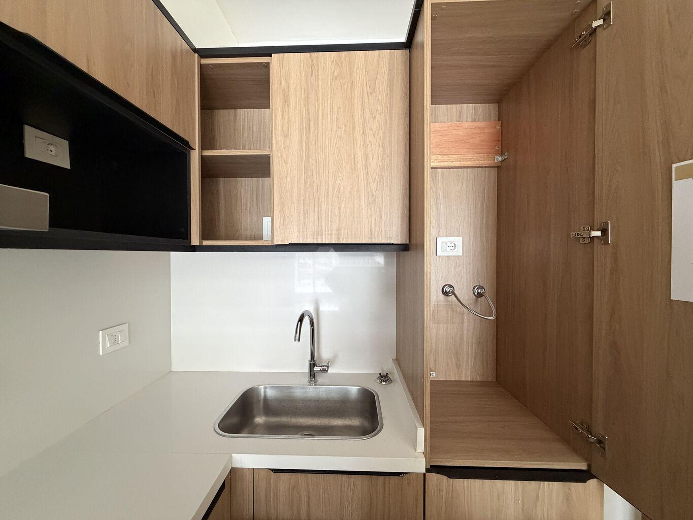 ALQUILER APARTAMENTO 1 DORMITORIO PARQUE RODO MAGGIOLO Y SARMIENTO ED. DECO MAGGIOLO PATIO · Foto 4
