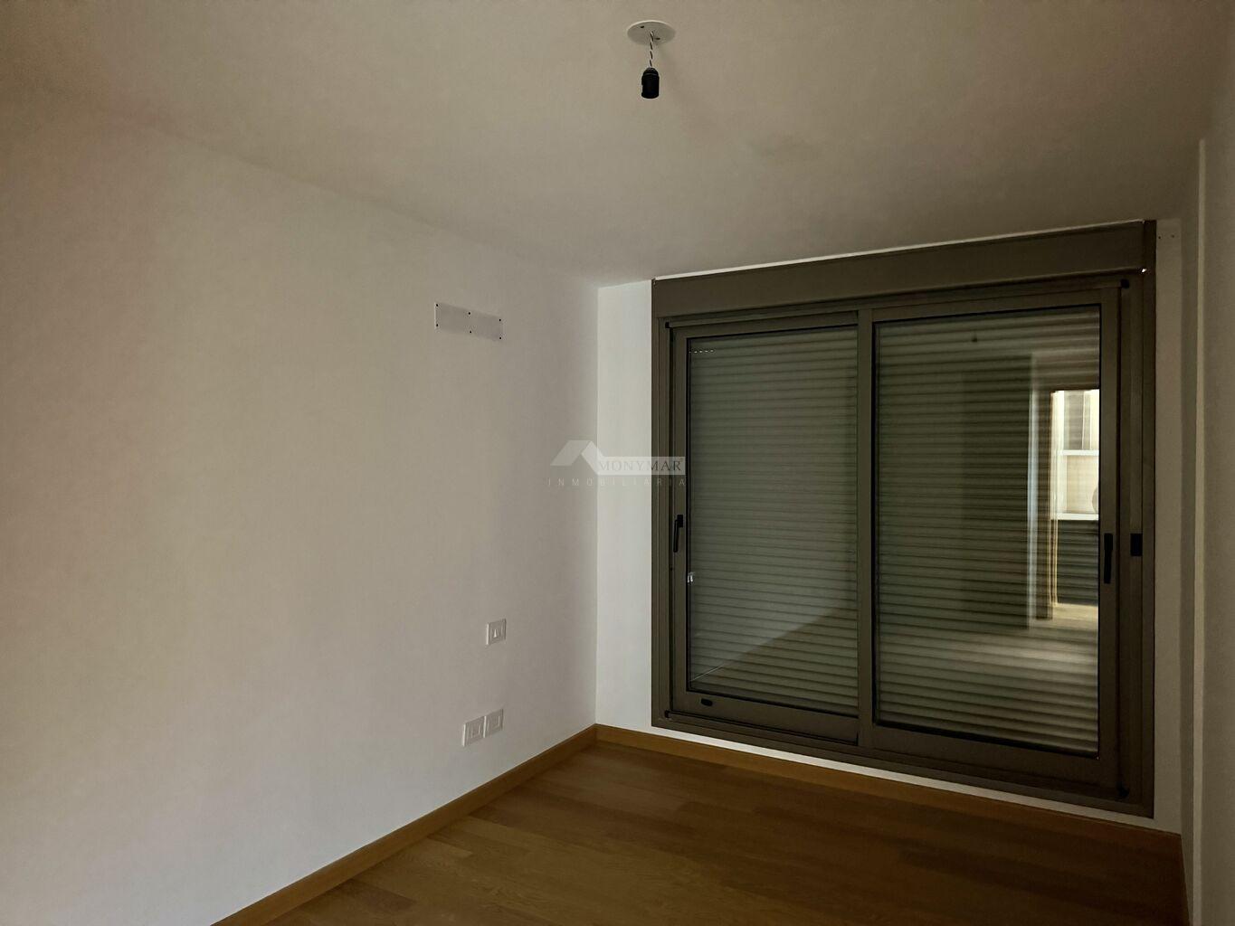 ALQUILER APARTAMENTO 1 DORMITORIO PARQUE RODO MAGGIOLO Y SARMIENTO ED. DECO MAGGIOLO TERRAZA FRENTE · Foto 7