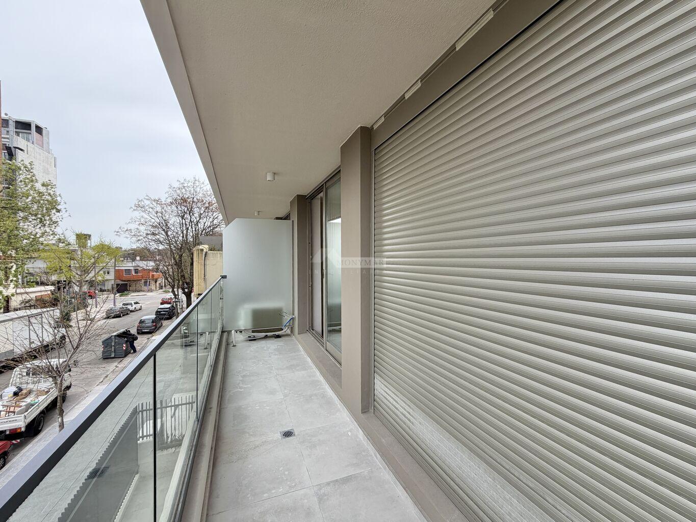 ALQUILER APARTAMENTO 1 DORMITORIO PARQUE RODO MAGGIOLO Y SARMIENTO ED. DECO MAGGIOLO TERRAZA FRENTE · Foto 9