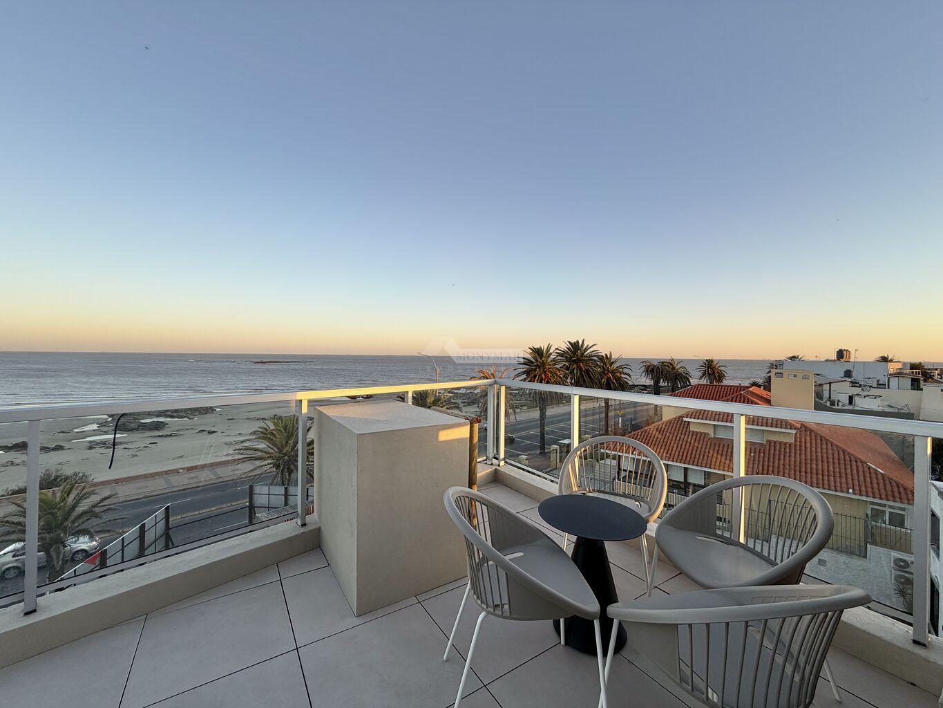 VENTA ALQUILER APARTAMENTO 2 DORMITORIOS PUNTA GORDA RAMBLA DE MÉXICO Y 6 DE ABRIL ESTRENA RAMBLA!! · Foto 1