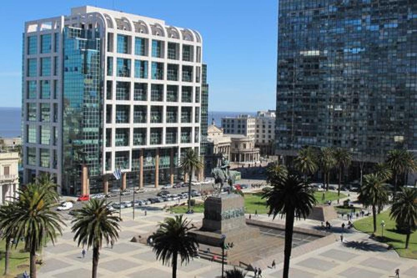 OFICINA CIUDAD VIEJA ALQUILER VENTA PLAZA INDEPENDENCIA CATEGORIA CON VIG 24 HS. · Foto 8