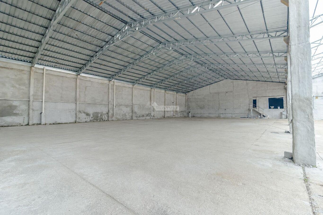ALQUILER LOCAL GALPON DEPOSITO LOGISTICA NUEVO PARIS 2000m2 EMANCIPACIÓN A MTS DE AVENIDA GARZON
