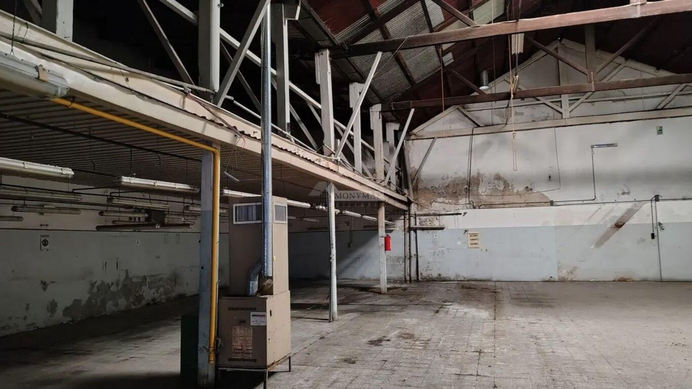ALQUILER LOCAL COMERCIAL CIUDAD VIEJA IDEAL PARA PARKING O DEPOSITO