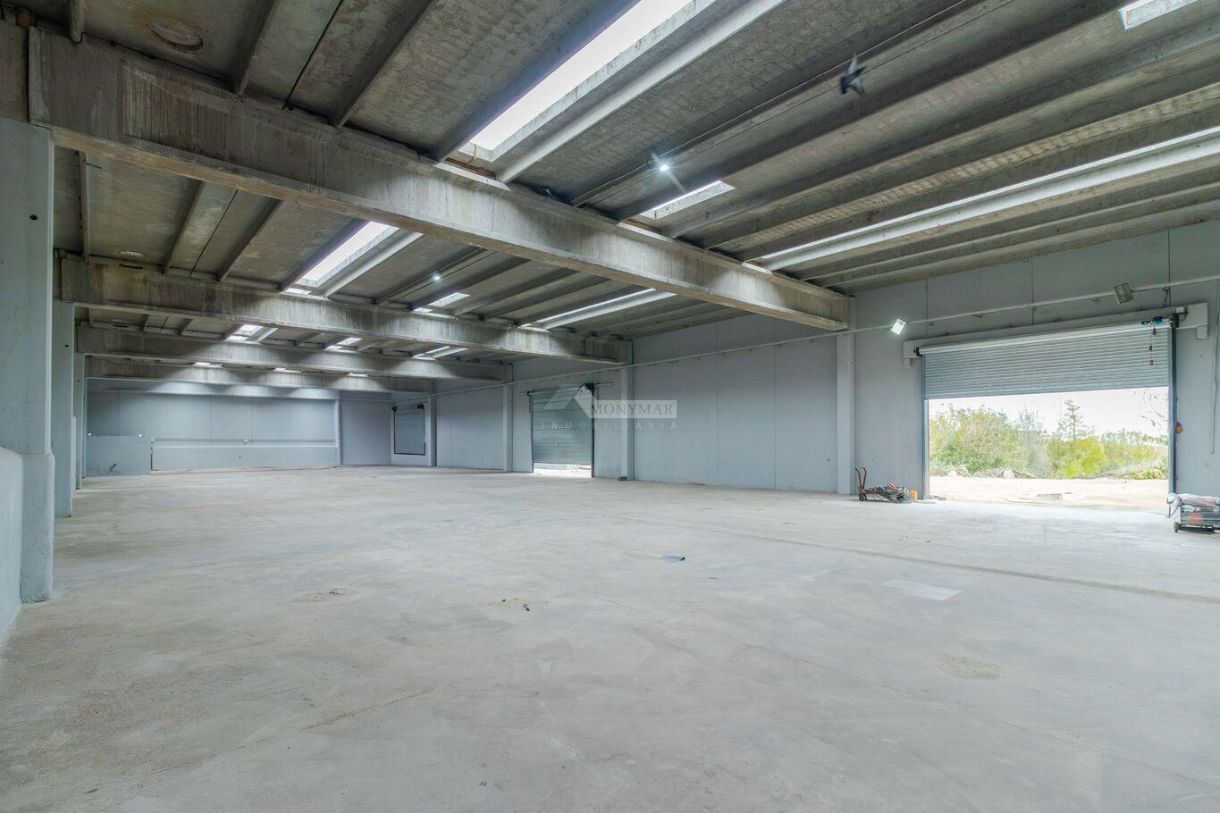 VENTA ALQUILER LOCAL GALPON DEPOSITO INDUSTRIA LAS PIEDRAS 2200m2 en 8 há 2332m HORMIGON PREMOLDEADO · Foto 7