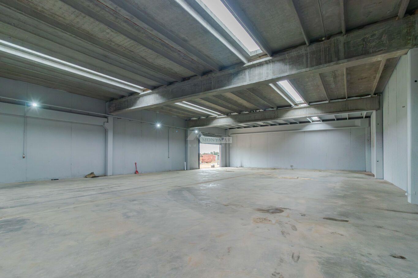 VENTA ALQUILER LOCAL GALPON DEPOSITO INDUSTRIA LAS PIEDRAS 2200m2 en 8 há 2332m HORMIGON PREMOLDEADO · Foto 6