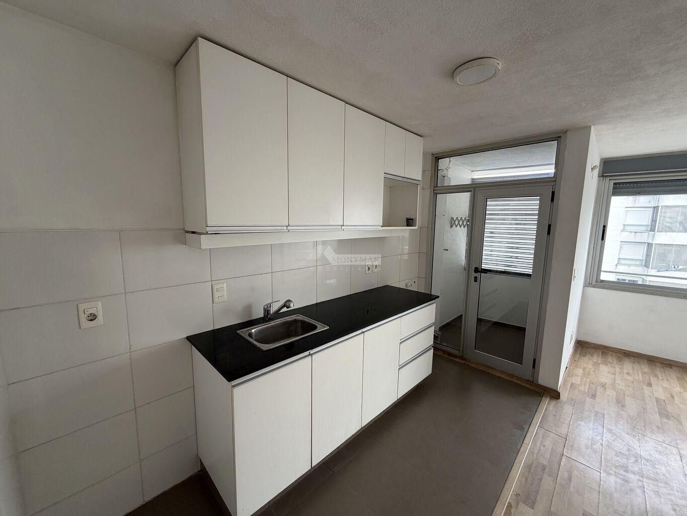 ALQUILER APARTAMENTO 1 DORMITORIO LA BLANQUEADA GARIBALDI Y BULEVAR ARTIGAS AL FRENTE! · Foto 3