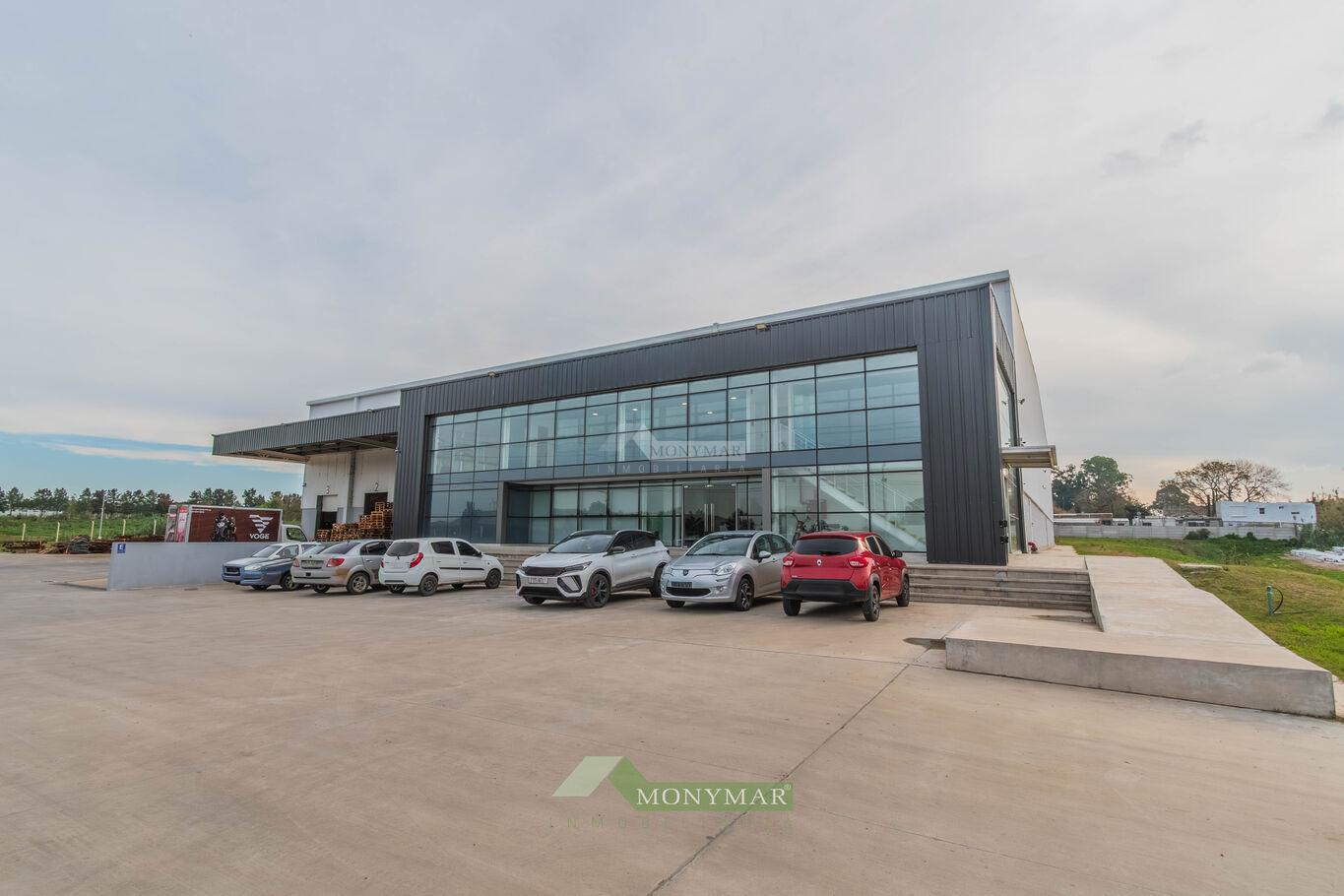 ALQUILER LOCAL GALPON DEPOSITO PUNTA DE RIELES SUSANA PINTOS 900m2 MUELLES DE CARGA ESTRENA