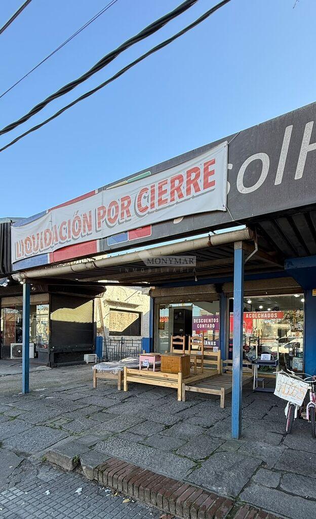 ALQUILER LOCAL COMERCIAL FLOR DE MAROÑAS CAMINO MALDONADO SALON 310m2 + entrepiso 60m2
