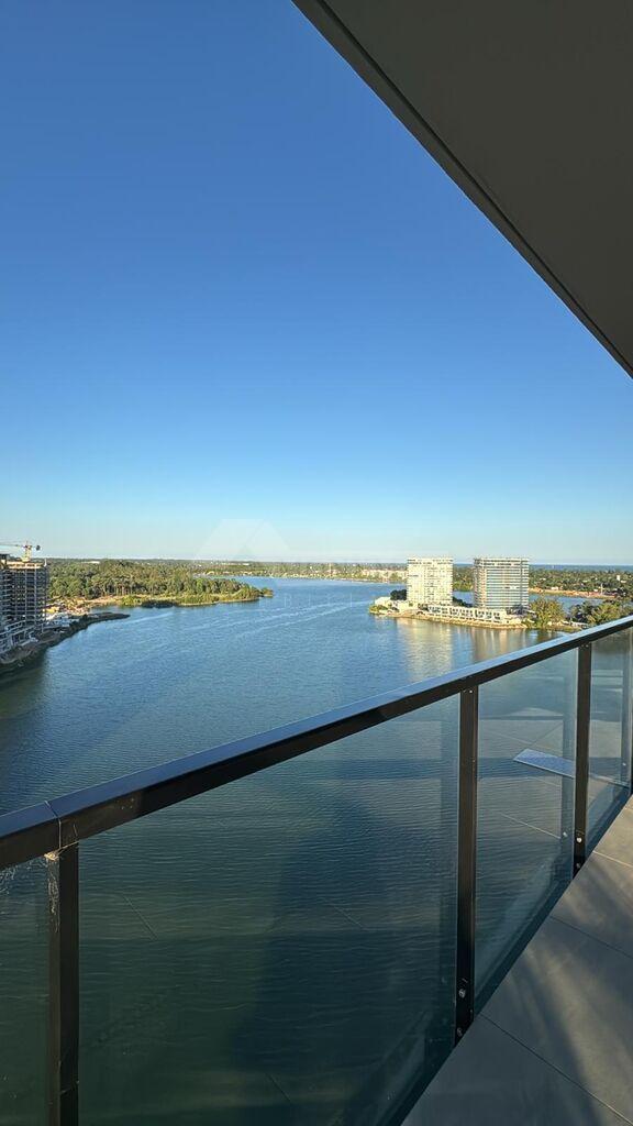 ALQUILER APARTAMENTO 3 DORMITORIOS PARQUE MIRAMAR FRENTE AL LAGO TERRAZAS COCHERA x 2!! · Foto 2
