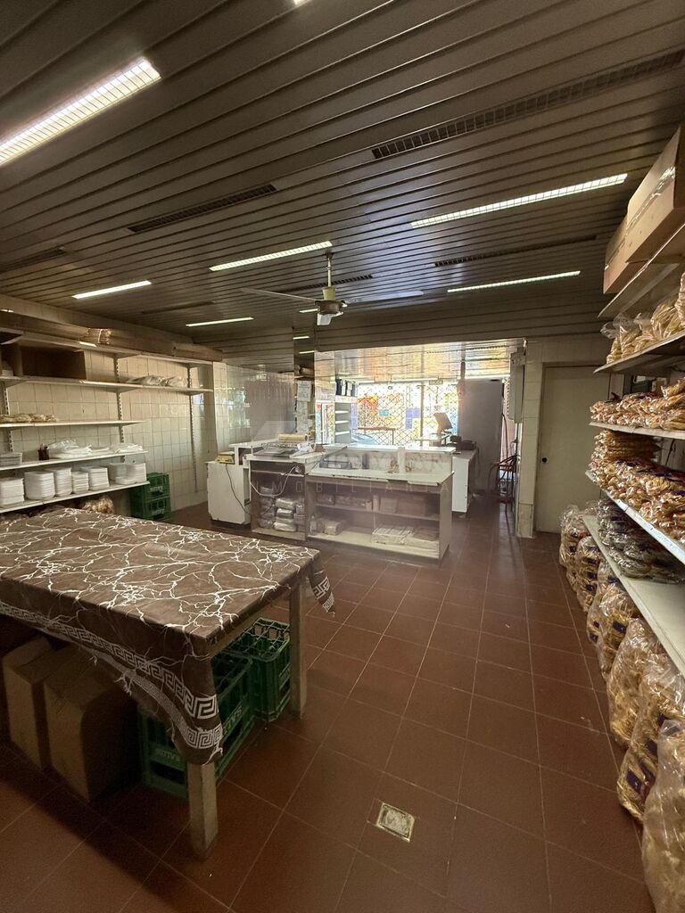 VENTA ALQUILER LOCAL COMERCIAL CAMINO CARRASCO CRUZ DE CARRASCO 378m2 CON ESTACIONAMIENTO · Foto 2