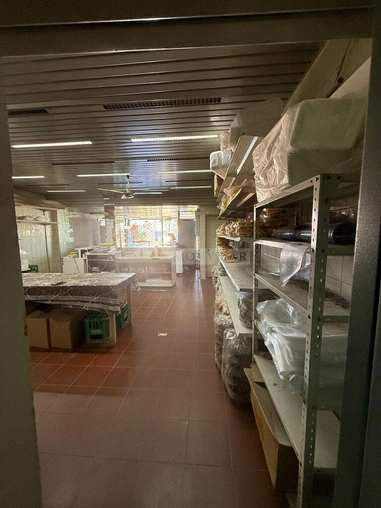VENTA ALQUILER LOCAL COMERCIAL CAMINO CARRASCO CRUZ DE CARRASCO 378m2 CON ESTACIONAMIENTO · Foto 7