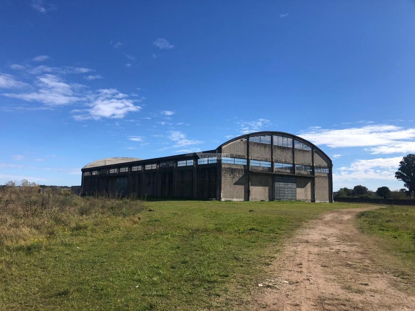 ALQUILER LOCAL GALPON INDUSTRIAL TOLEDO CAMINO MELCHOR DE VIANA Y RUTA 8, 1800m en58818 SE DA GRACIA