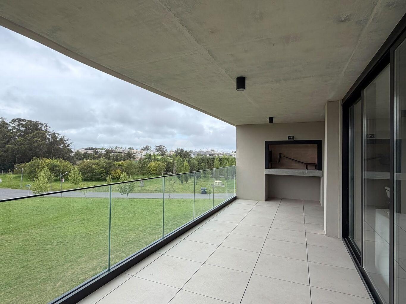 Apartamento en venta en Carrasco Norte