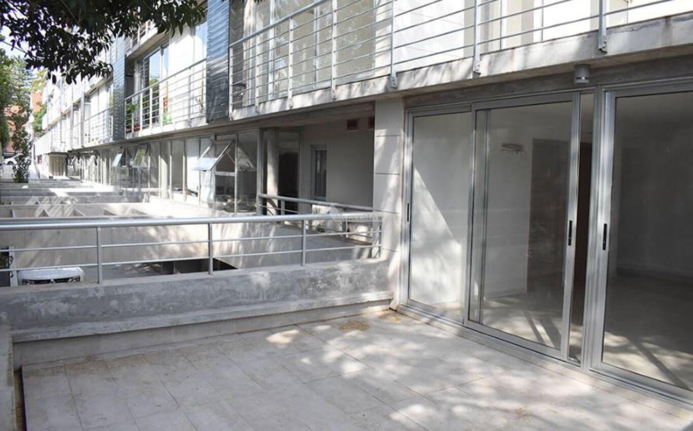 VENTA APARTAMENTO PARQUE BATLLE FELICIANO RODRÍGUEZ ED. FELICIANO ZONA EMBAJADAS CON RENTA y COCHERA