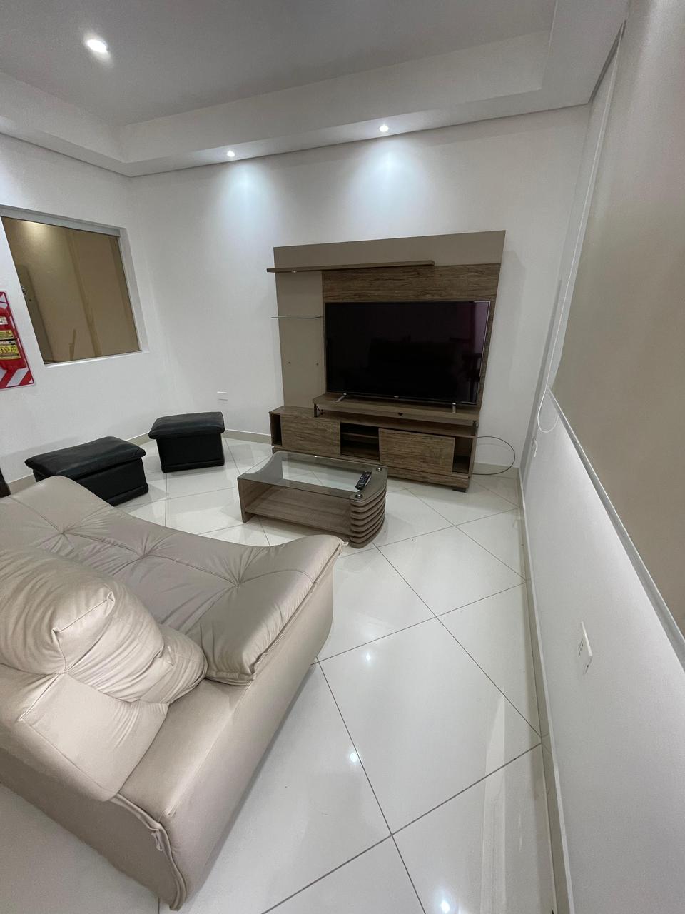 VILLAMORRA - EN ALQUILER DEPARTAMENTO AMOBLADO DE 2 DORMITORIOS - COCHERA — foto 3