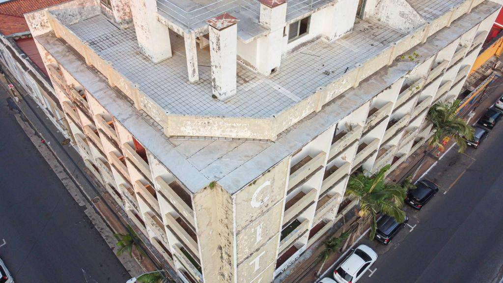 SE VENDE EDIFICIO — foto 2