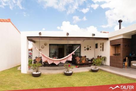 Hermosa Casa Nueva Totalmente Equipada En La Zona Norte, En Condominio