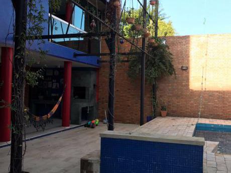 (cod B64) Alquilo Casa A 1 Cuadra De Avda 1er Pte – Asuncion