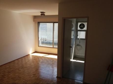 Apartamento En Centro Muy Buena Ubicación