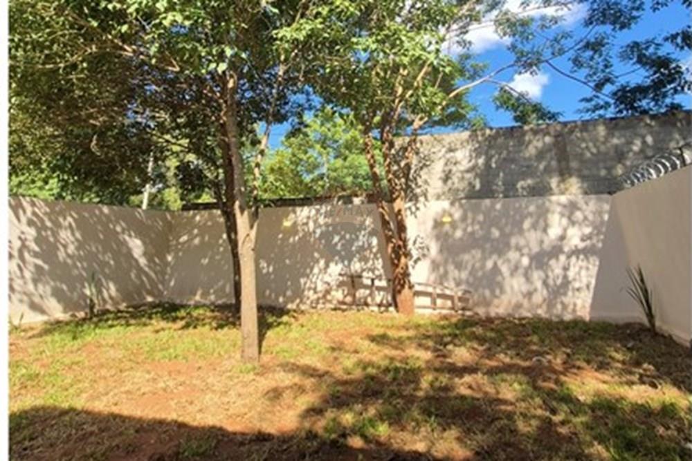 Moderna Casa en Mariano Roque Alonso, Paraguay — foto 3