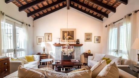 Muy Linda Casa Reciclada En Carrasco