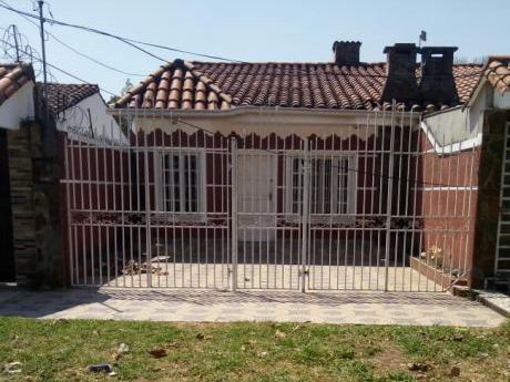 Alquilo Casa Sobre Avenida Nueva Jerusalen