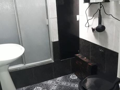 Casa Muy Luminosa En La Comercial