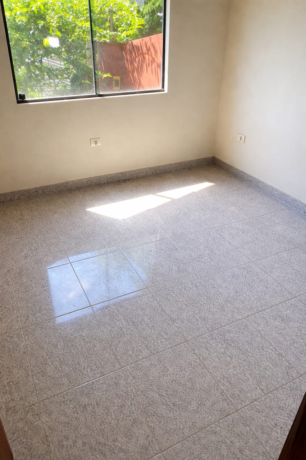 VENDO CASA EN LUQUE — foto 3