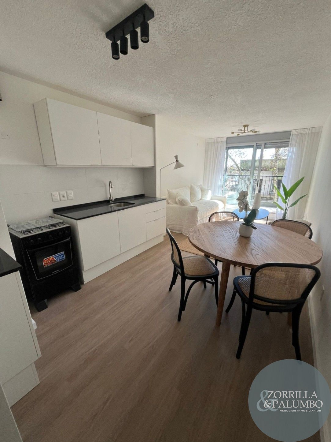 Apartamento de 1 dormitorio y terraza en Cordón ! A estrenar