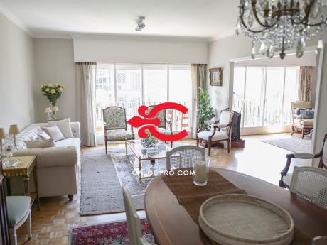 Apartamento En Punta Carretas. Ref: 6388