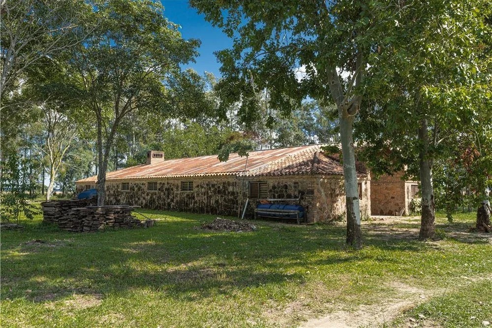 EN VENTA IMPONENTE ESTACANCIA DE 6.810 HAS EN CAAPUCU — foto 2
