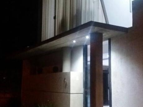 Hermosa Casa De Lujo En Venta ( Duplex )