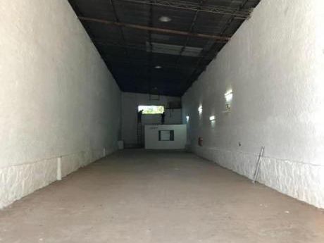 Deposito En Asuncion Fernando De La Mora