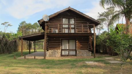 Muy Linda Cabaña De Tronco