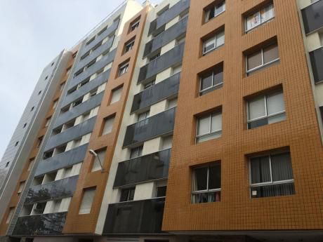 Apartamento De 1 Dormitorio En Alquiler