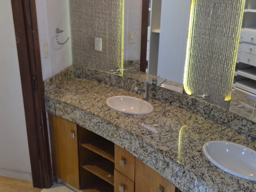ALQUILO CASA 4 DORM EN LUQUE — foto 3