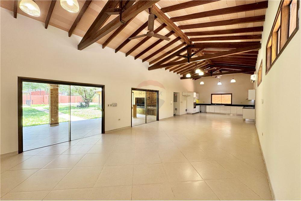 VENDO HERMOSA CASA EN BARRIO COLON SAN BER — foto 2