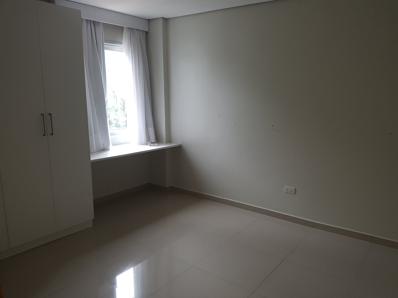 Alquiló Dpto Zona CPJ — foto 3