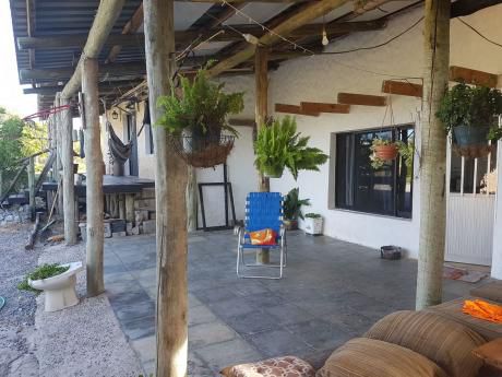 Linda Casa Estilo Campo De 2 Dorm + Apart.al Fondo