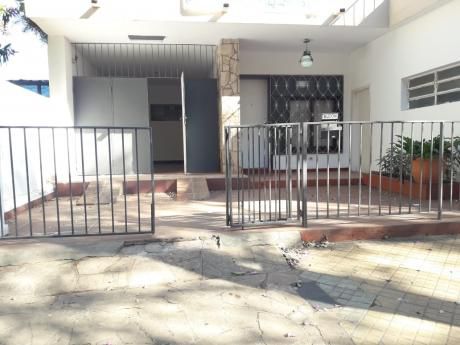 Alquilo Casa Para Vivienda U Oficina A Pasos Del Shopping Del Sol