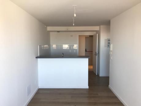 1 Dorm. A Estrenar, Centro, Piso 16. Hermosa Vista