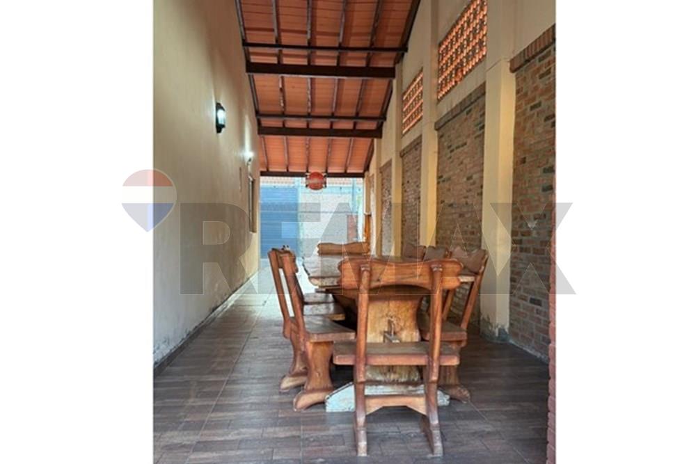 CASA CON PISCINA EN LAMBARÉ — foto 3