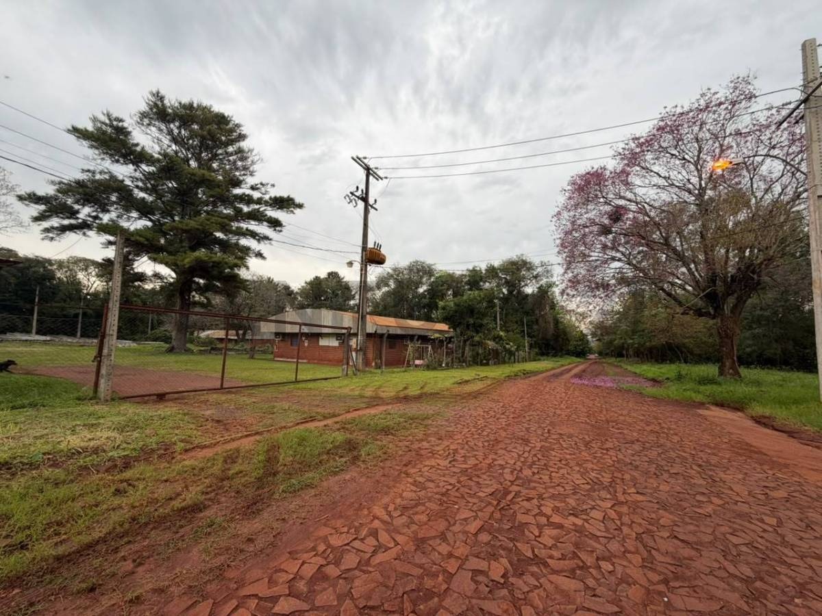 Vendo terreno estrategico en Barrio Santa Maria - Encarnacion — foto 3
