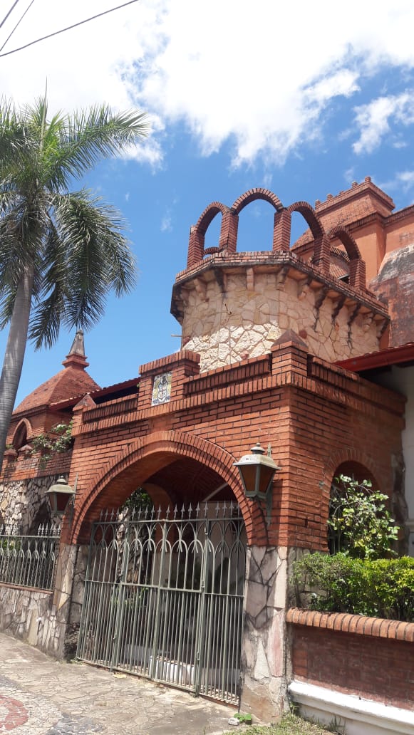 Casona Histórica ex Residencia de Pedro Ortega Piedra y Ladrillo Visto Asunción — foto 2