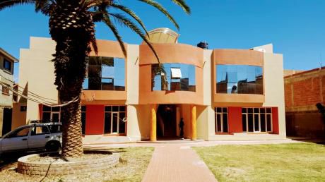 En Venta Casa Con 4 Dptos Y Amplia Terraza!!