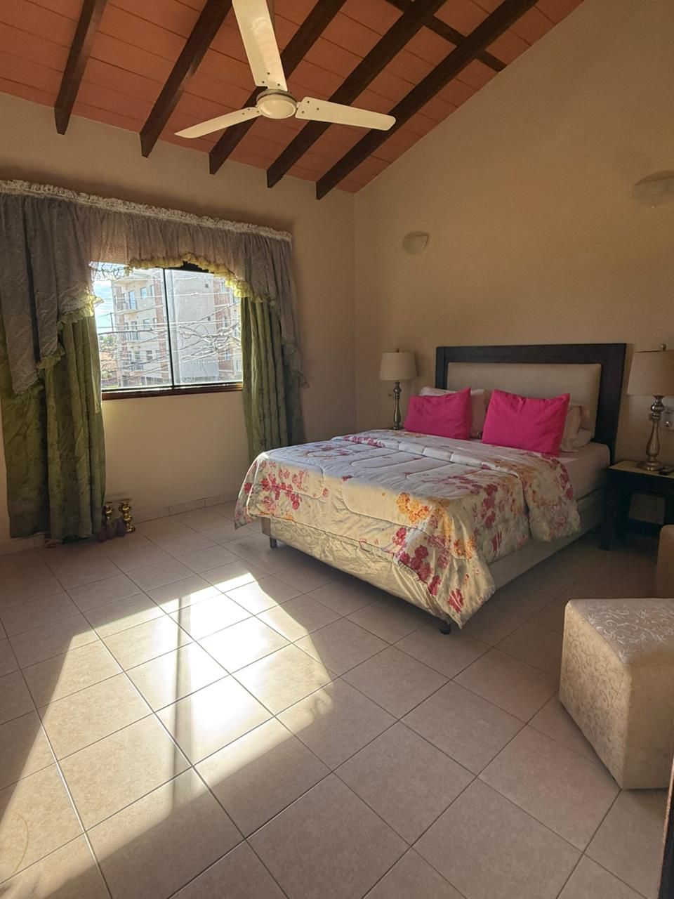 ALQUILO DUPLEX AMOBLADO ZONA CONMEBOL — foto 2