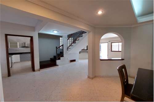 Vendo casa en madame lynch — foto 3