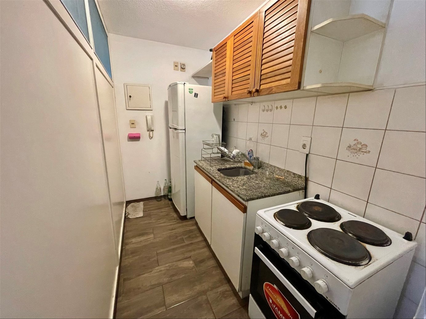 Alquiler  apartamento Pocitos monoambiente equipado  a metros de la ORT · Foto 11