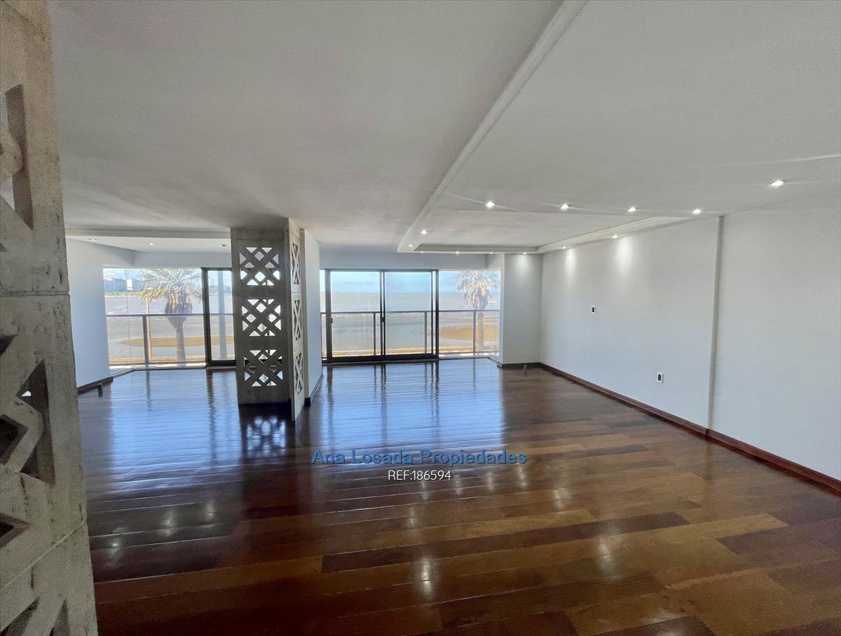 Venta apartamento de 3 dormitorios Rambla dos gge