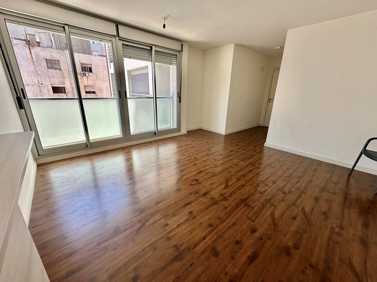 ALQUILER apartamento cordon 3 dormitorios sobre Jackson y Rivera · Foto 2